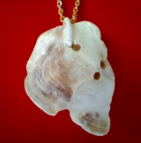 InessaW29's tweet photo. Check out NATURAL SHELL NECKLACE Beaded with Rose Gold Plated Chain Nice Gift Made in UK 

https://t.co/gDi4avYEmW #eBay 

#MHHSBD #jewelry #Shell  #beads #handmade #giftbox #craft #craftmaker #handmade #gifts #handmadejewelry #designer #jewelry #FUNToken  #jewelryaddict https://t.co/xvrfX5jNV0