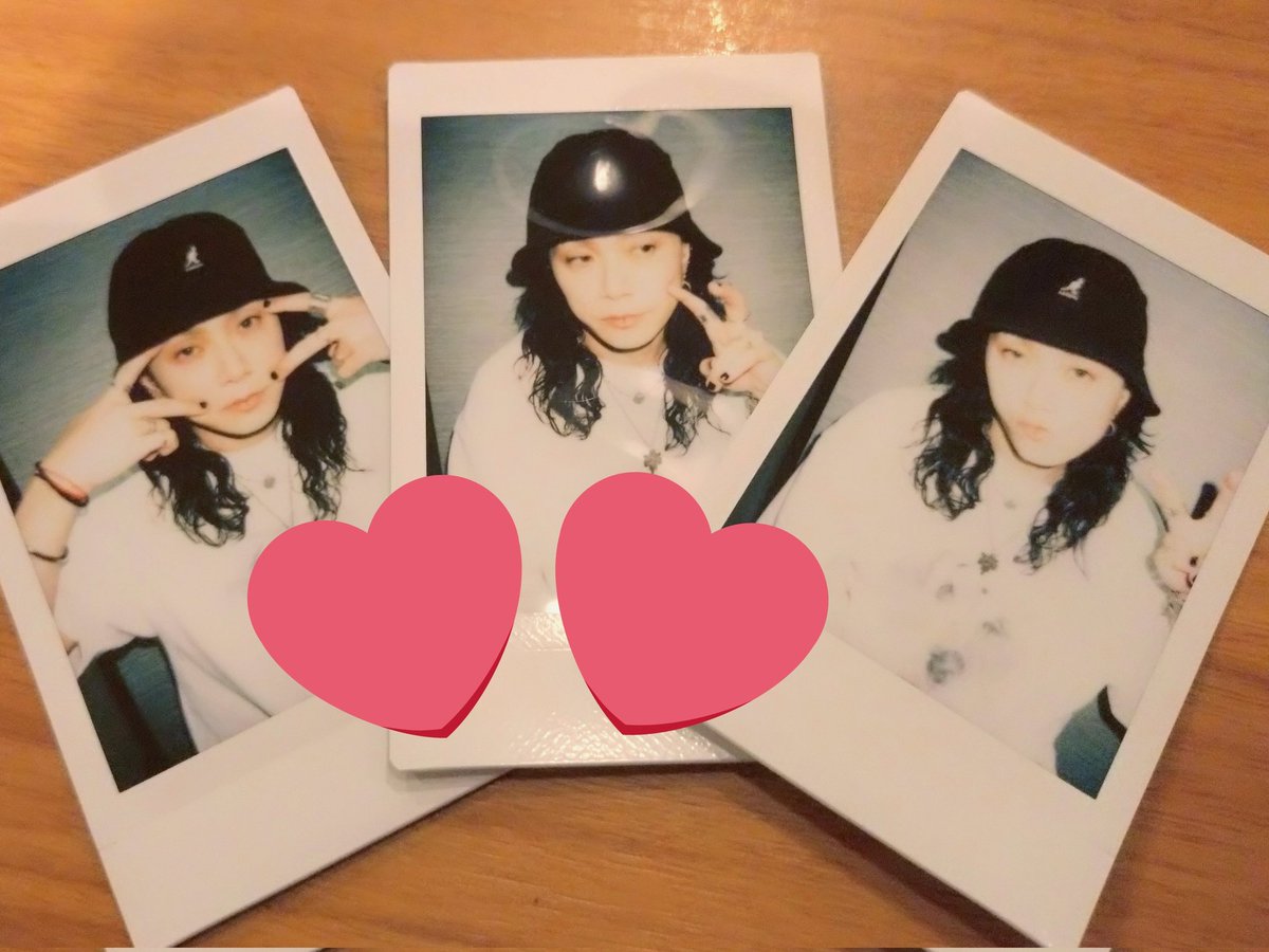 【お譲り】
コドモドラゴン チェキ
8/4 名古屋 インスト 2部

譲 めんさん
求 定価

交換の場合、あっかんべーをしている物(1部のチェキ)を探しています。
お気軽にお声掛け下さい。