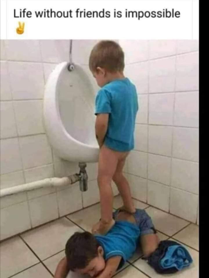 #HappyFriendshipDay
दोस्त चाहे एक हो पर ऐसा हो