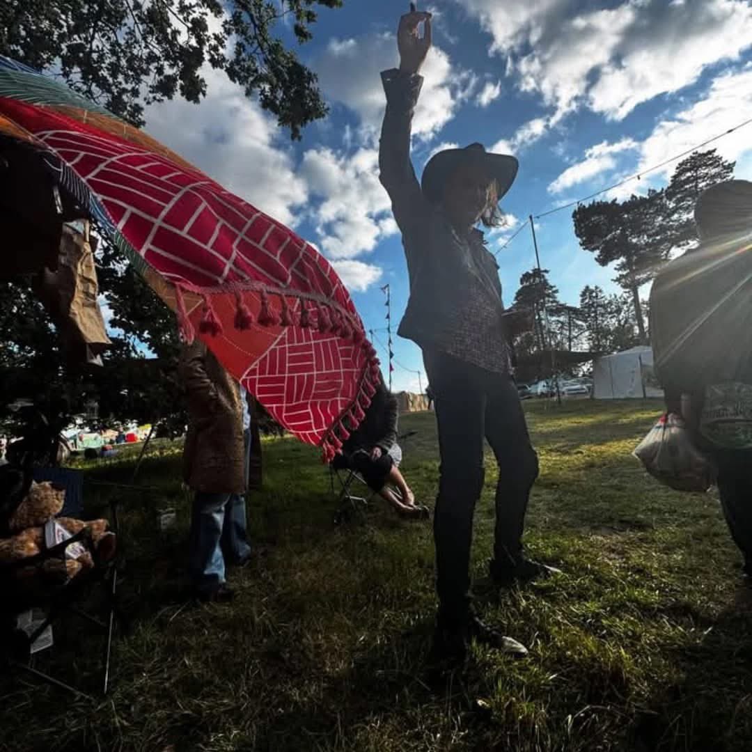 DreamSymposium's tweet photo. It was so wild and beautiful at @greengathering!
Thank you to everyone in the crowd, we're still vibing ☮️

@youthmartin @EmilioSorrident @youthsoundsrec 

#greenelectricmuse #live #UKtour https://t.co/LSFvH10s8M