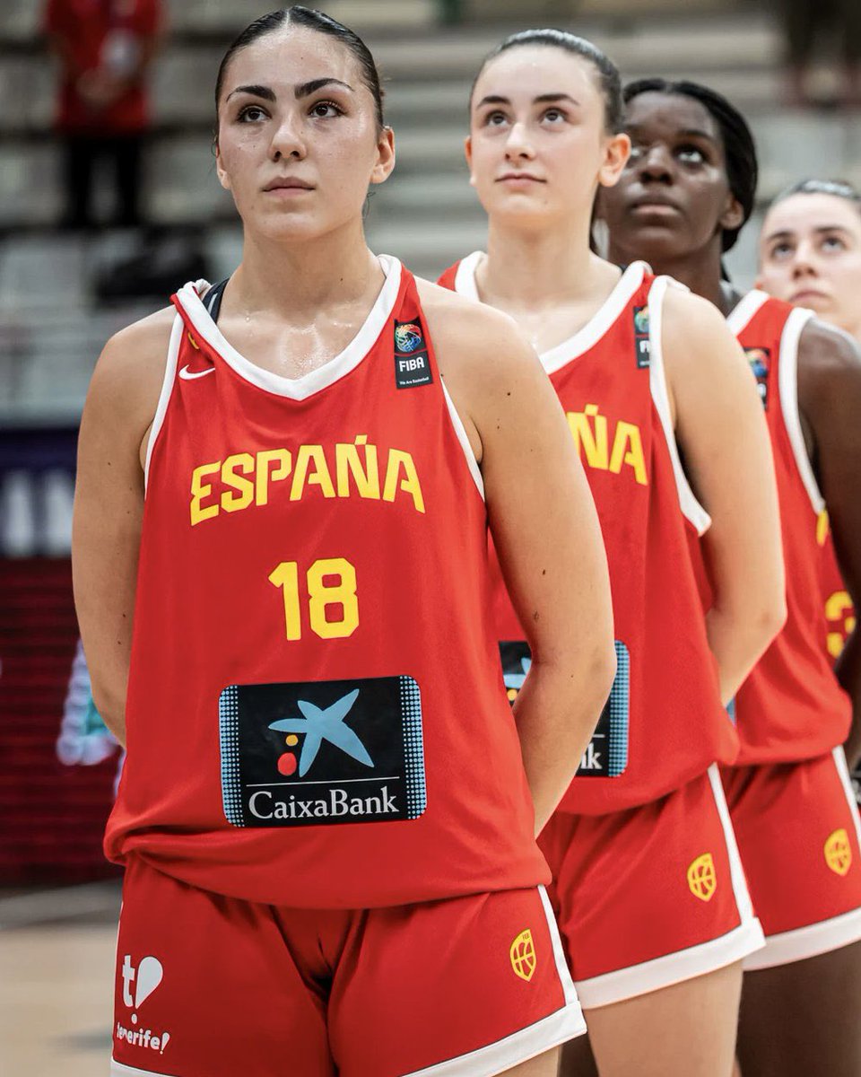 ⭐ Hoy os queremos hablar de otra de nuestras jugadoras del programa Rising Stars. Alba Caballero, que estuvo en la Academia en 2024, está disputando el #U20Eurobasket con la <a href="/BaloncestoESP/">Baloncesto España</a>.

¡Enhorabuena, Alba! Muy orgullosos de ti 👏