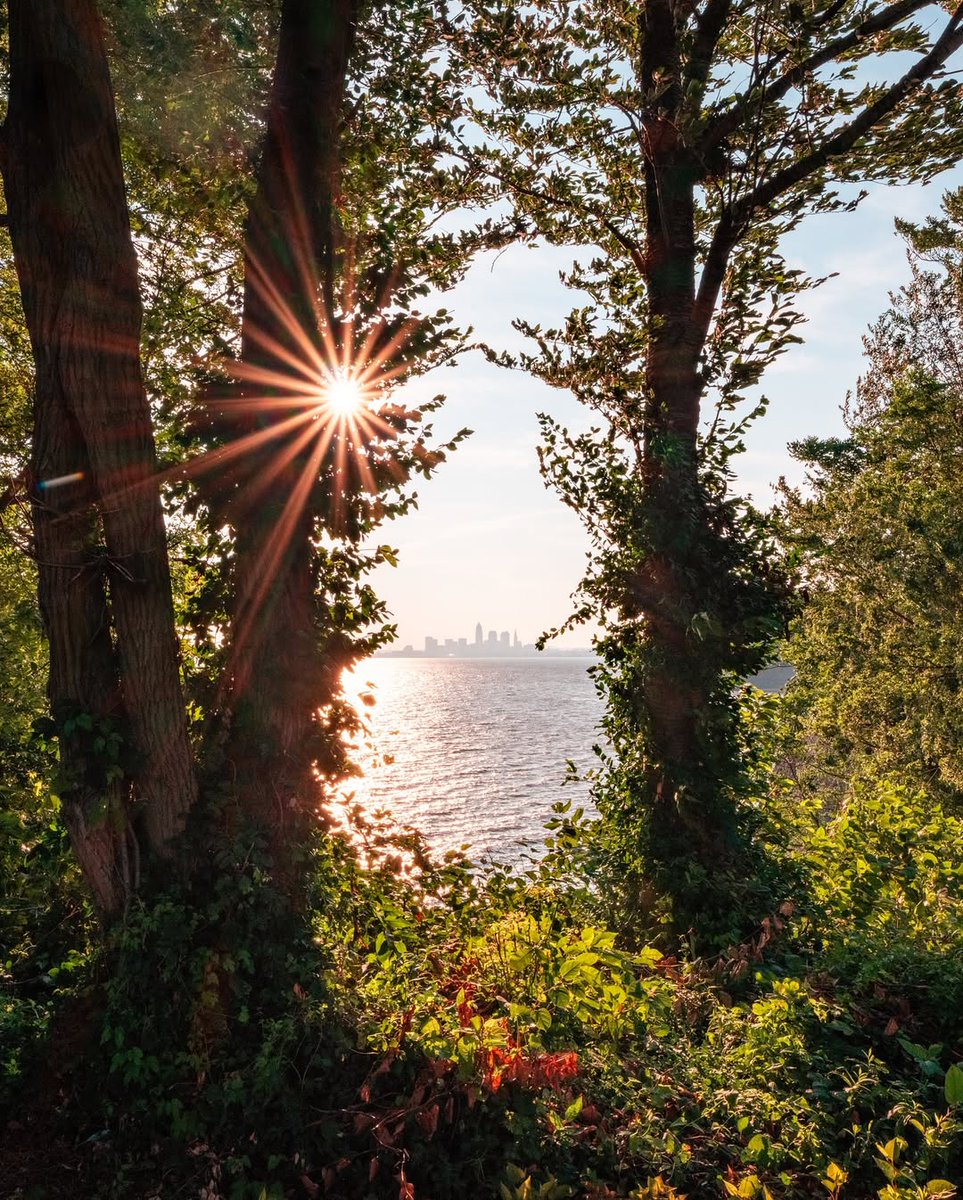 clevelanddotcom (@clevelanddotcom) on Twitter photo Happy Monday, Cleveland! We hope this pretty snapshot of our city sets your week off on the right foot ☀️
Photo: <a href="/GabeWasylko/">Gabe Wasylko</a> Happy Monday, Cleveland! We hope this pretty snapshot of our city sets your week off on the right foot ☀️
Photo: <a href="/GabeWasylko/">Gabe Wasylko</a>