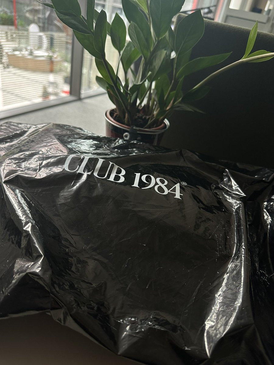 $190 hoodie. $70 duty?

UK to CZ. 
This the new standard? WTF 🤨