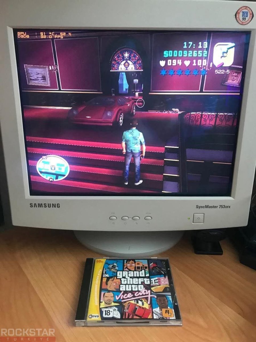2000 yılı + Vice City + tüplü monitör = saf mutluluk.