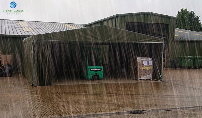 🌧️ When the rain won’t stop, Stuart Canvas has you covered! 🌧️
From cricket pitch covers to bespoke industrial solutions, our weather protection products keep your operations running smoothly – rain or shine.

- Designed for durability
- Fast deployment for sudden downpours
-