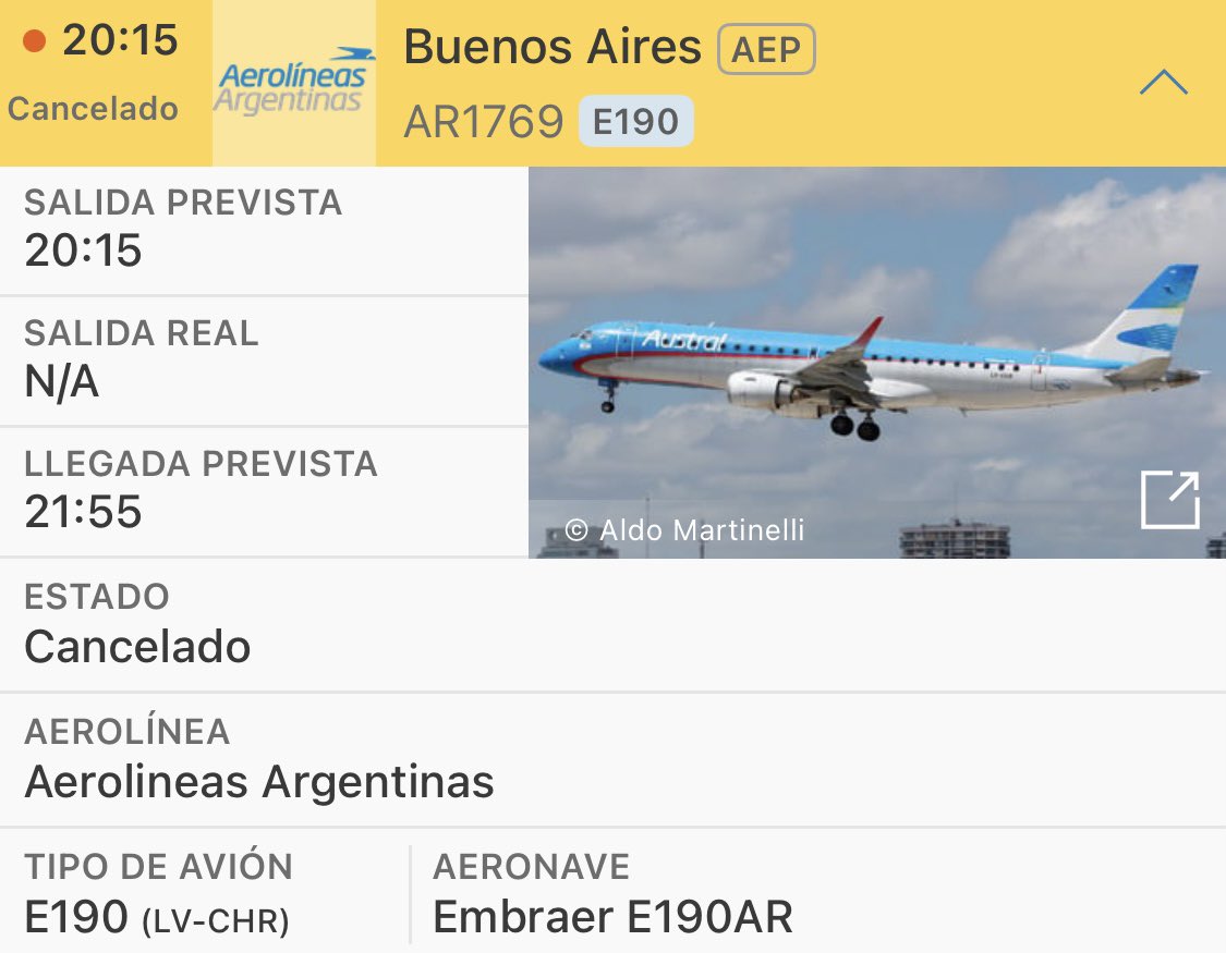 Spotter Posadas ✈ (@spotterposadas) on Twitter photo Anoche un vuelo de <a href="/Aerolineas_AR/">Aerolíneas Argentinas</a> AR1769 canceló su salida a Aeroparque AEP por problemas con una de sus puertas de la aeronave E190 LV-CHR.
Pasajeros serán reubicados en otros vuelos..
<a href="/SpottersArg/">Vuelos y Spotters ✈</a> <a href="/Fr24Arg/">FlightRadar Argentina</a> Anoche un vuelo de <a href="/Aerolineas_AR/">Aerolíneas Argentinas</a> AR1769 canceló su salida a Aeroparque AEP por problemas con una de sus puertas de la aeronave E190 LV-CHR.
Pasajeros serán reubicados en otros vuelos..
<a href="/SpottersArg/">Vuelos y Spotters ✈</a> <a href="/Fr24Arg/">FlightRadar Argentina</a>