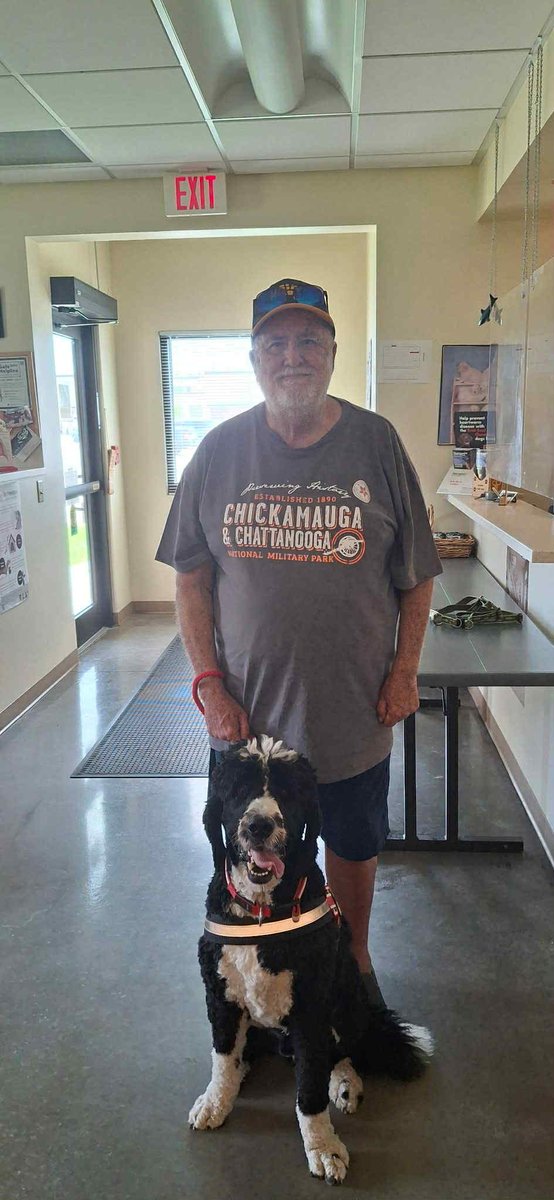 84DogsHelp's tweet image. Veteran Stephen and his service dog Oreo are the perfect team. Every day, their bond grows stronger—and together, they’re rewriting what recovery and resilience look like. ❤️ #ServiceDogStrong #WorkingDogsForVets 💜🦮wix.to/H4xYnQw