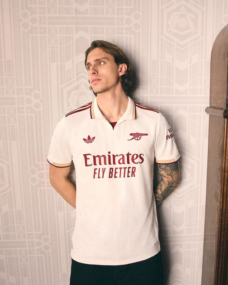 アーセナルが25-26シーズンの3rdユニフォームを発表