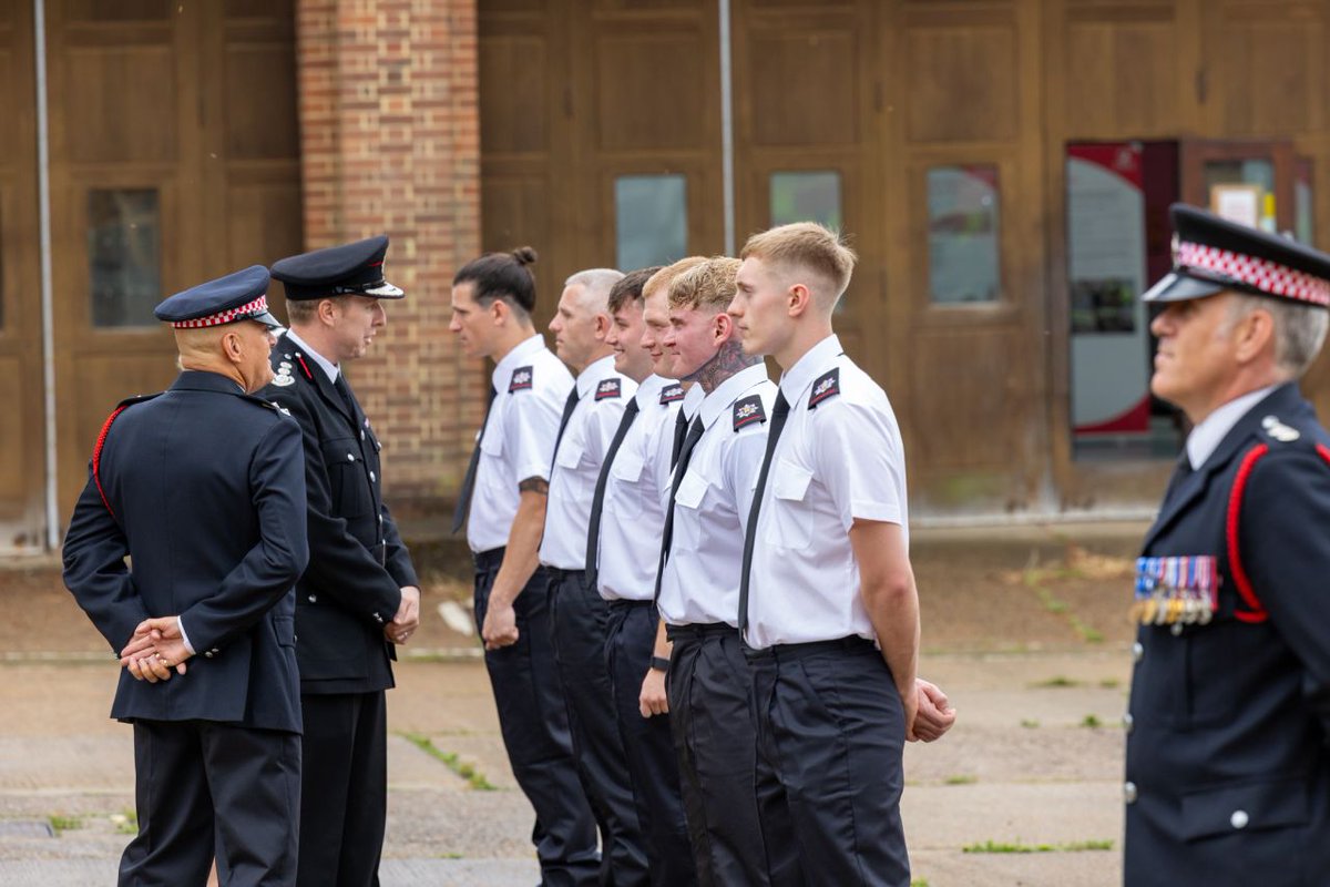 Surrey CC Careers (@surreycccareers) on Twitter photo 👏 Welcome and congratulations to the six new firefighters that joined our <a href="/SurreyFRS/">Surrey Fire & Rescue Service</a>
Please join us in wishing them all the best for their future with us!
#NoOneLeftBehind #SurreyJobs #TeamSurrey #WelcomeToTheTeam 👏 Welcome and congratulations to the six new firefighters that joined our <a href="/SurreyFRS/">Surrey Fire & Rescue Service</a>
Please join us in wishing them all the best for their future with us!
#NoOneLeftBehind #SurreyJobs #TeamSurrey #WelcomeToTheTeam