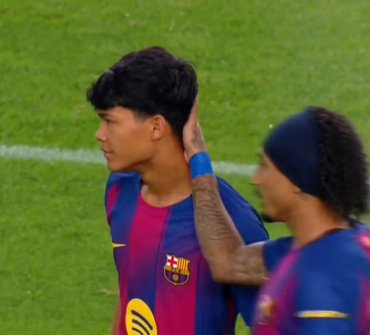💙❤️ La bonita imagen de Raphinha y ‘Dro’ #fcblive #fcb #barça