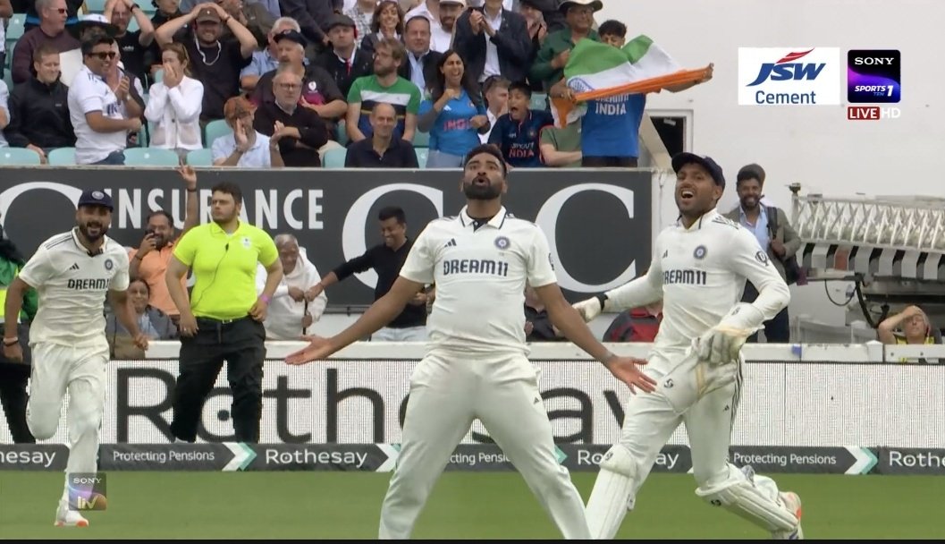 DSP MOHAMMED SIRAJ BOWLED 185.3 OVERS AND PLAYED ALL THE 5 TESTS IN ENGLAND.

Absolute Freak 💀 #Siraj
#MohammedSiraj #INDvsENGTest #INDvsENG