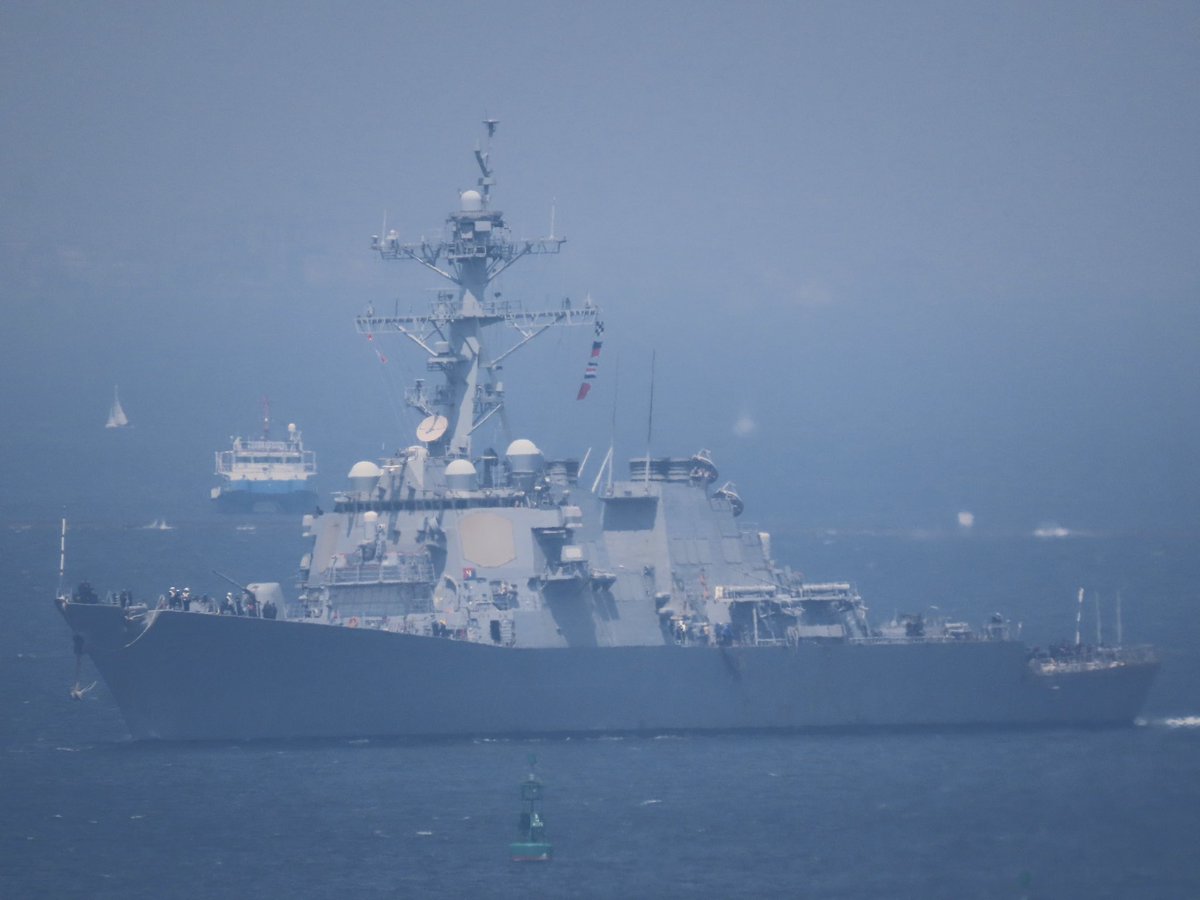 完成品 1/200 アメリカ海軍 DDG-65 ベンフォールド 完成品 1/200 アメリカ海軍 DDG-65 ベンフォールド - メルカリ