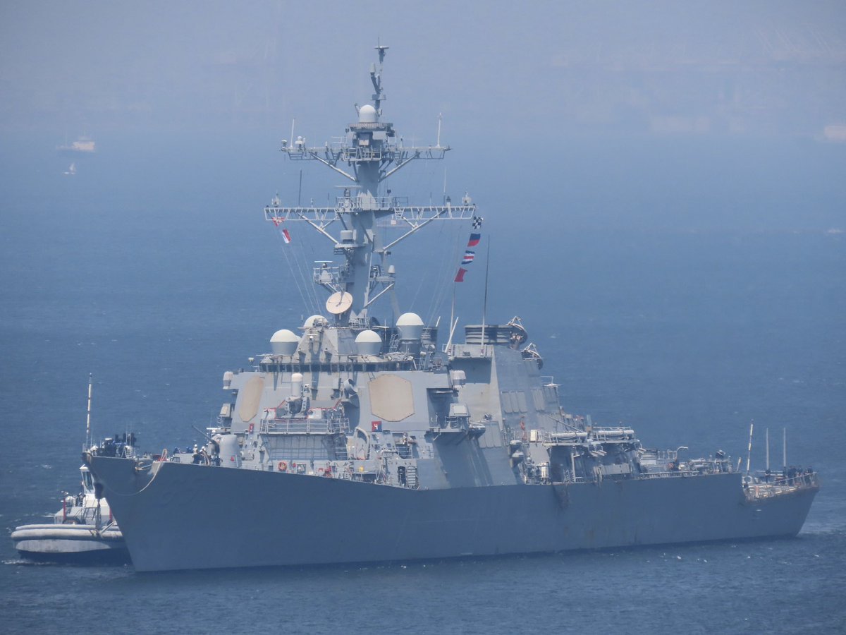 完成品 1/200 アメリカ海軍 DDG-65 ベンフォールド 完成品 1/200 アメリカ海軍 DDG-65 ベンフォールド - メルカリ