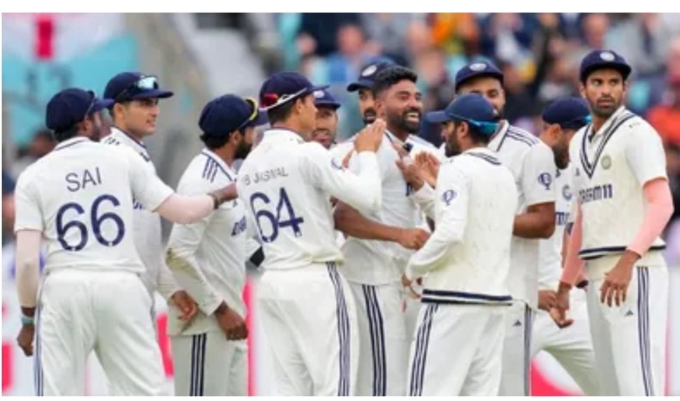 इंग्लैंड और भारत के बीच चल रहे टेस्ट मैच में भारत ने इंग्लैंड को 6 रन से हराया और श्रृंखला 2-2 से बराबरी कर ली भारत को आखिरी दिन 35 रन चाहिए था लेकिन भारत ने सभी विकेट लेकर रोमांचक जीत हासिल की जिसमें प्रसिद्ध कृष्णा और मोहम्मद सिराज का महत्वपूर्ण भूमिका रहा।