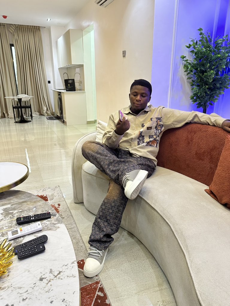 lexis_ceo's tweet image. To all new developers out there:
Don’t wait until you feel “good enough” to share your work. Post your progress. Post your projects. Post you.

#lexisdevelopment