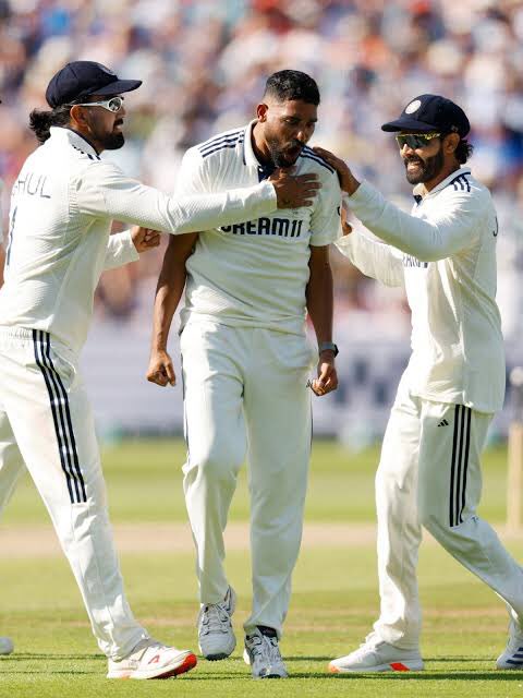 imsky56's tweet image. India won and 2-2 tied series ❤️🇮🇳❤️
#OvalTest #INDvsENG