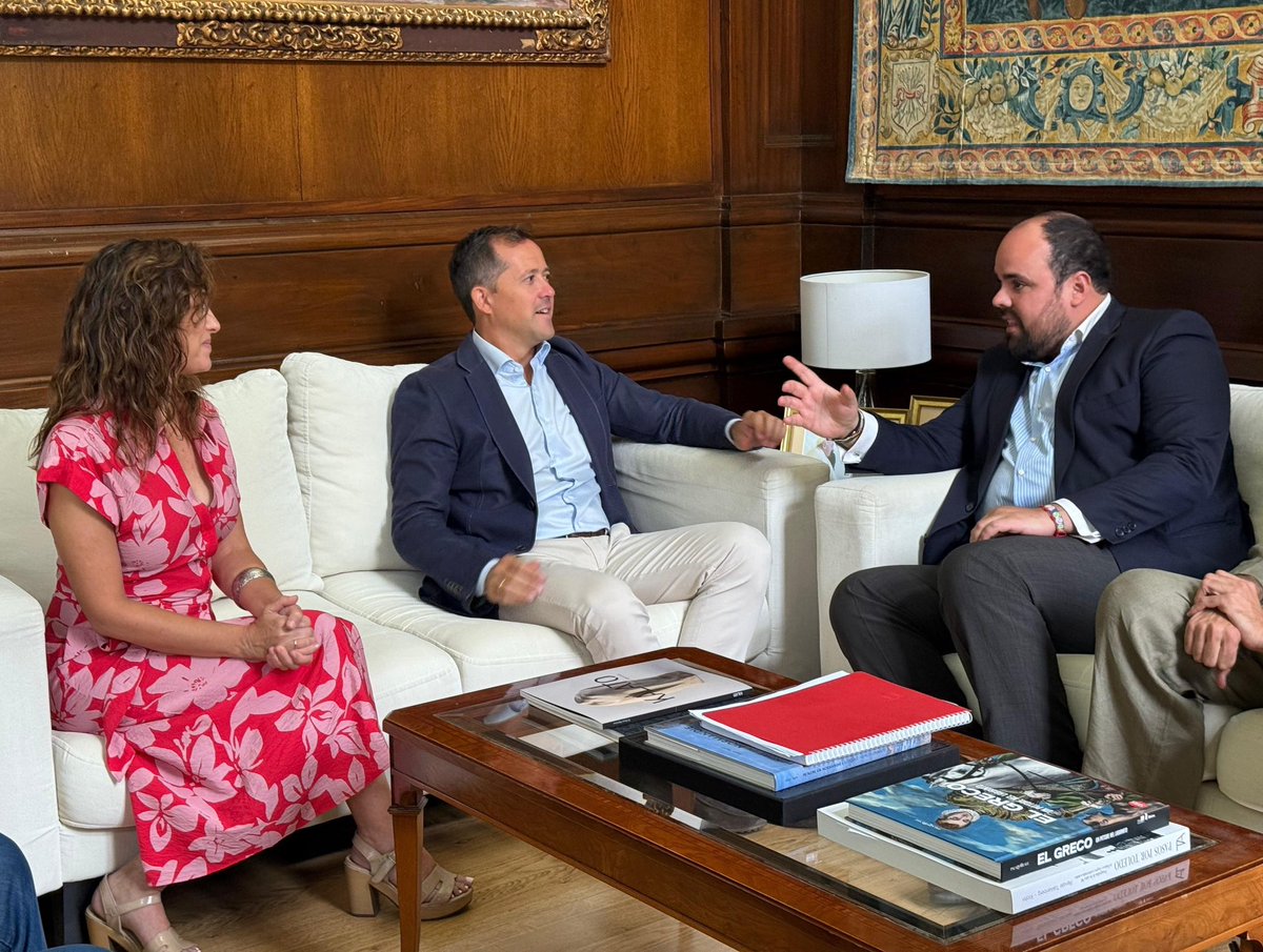 cvelazquezromo's tweet image. ‼️ El caudal del río #Tajo a su paso por #Toledo es insuficiente y nos preocupa su estado actual. Lo hemos abordado con el alcalde de #Aranjuez, Miguel Gómez, reclamando al Gobierno de España que aplique ya los caudales ecológicos que exige la sentencia del Supremo.

✔️ Desde el…