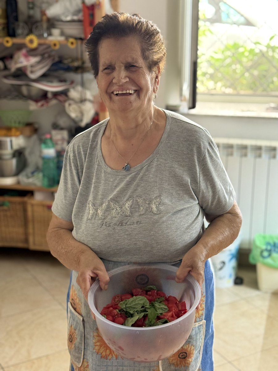 Ciao from my nonna! #napoli #italy