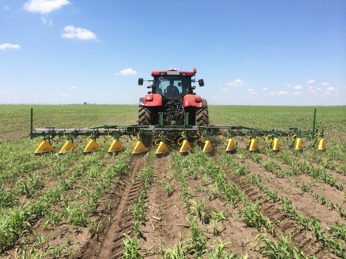 MicronSprayers's tweet image. For effective weed control in between rows, why not give Micron’s Varidome a go?

microngroup.com/varidome/

#sprayer #weedcontrol #shielded #lowdrift #driftreduction #WorkSmarterNotHarder #FarmTech #farmlife #equipment #productivity #farming #PrecisionAg #AgTech #AgInnovation