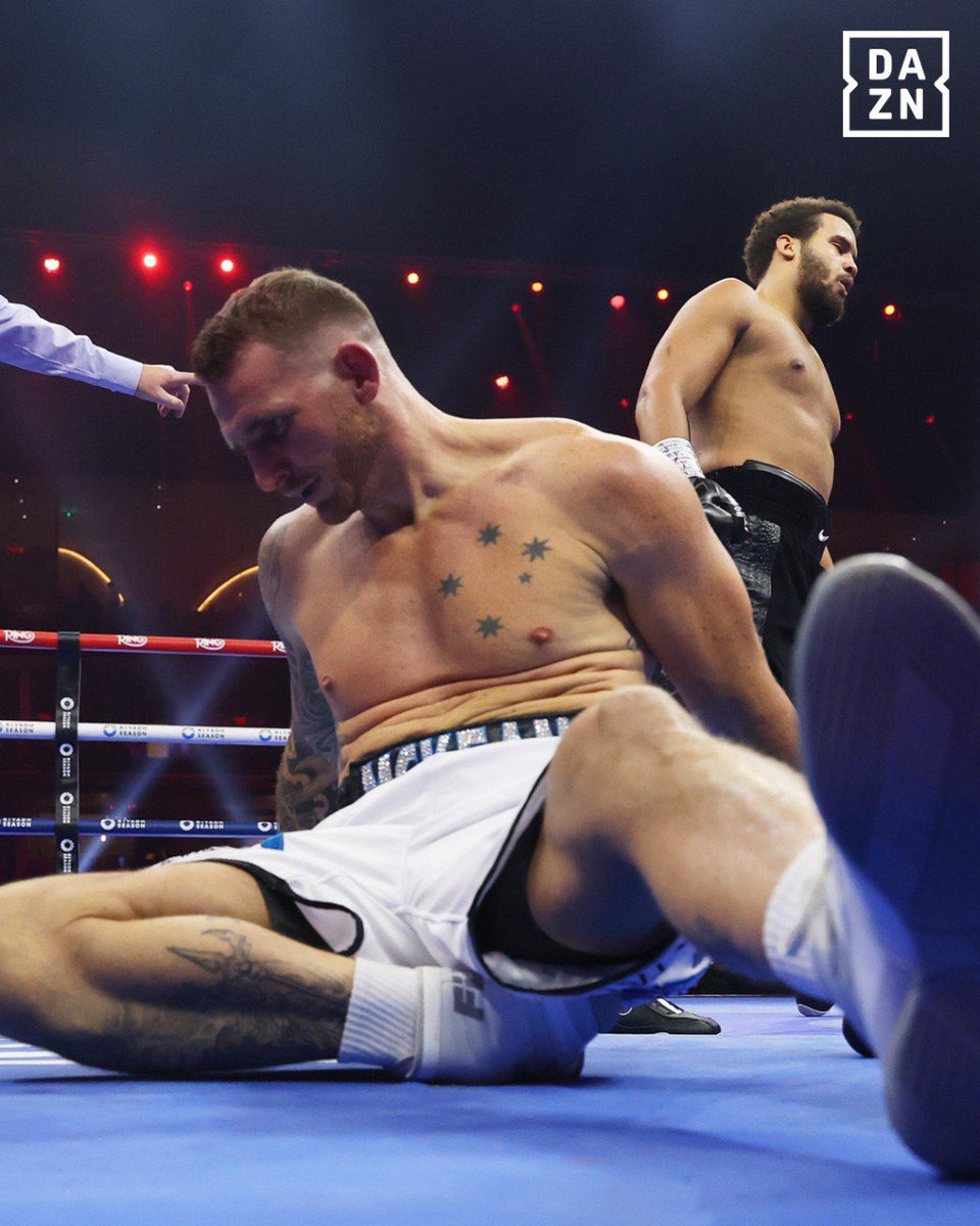 DAZNBoxing's tweet image. Another KO for 12-0 Itauma pending?

Buy Itauma vs Whyte NOW HERE --&amp;gt; DAZN.com

#ItaumaWhyte | August 16 | Esports World Cup Fight Week | @EWC_en | Live Exclusively on DAZN