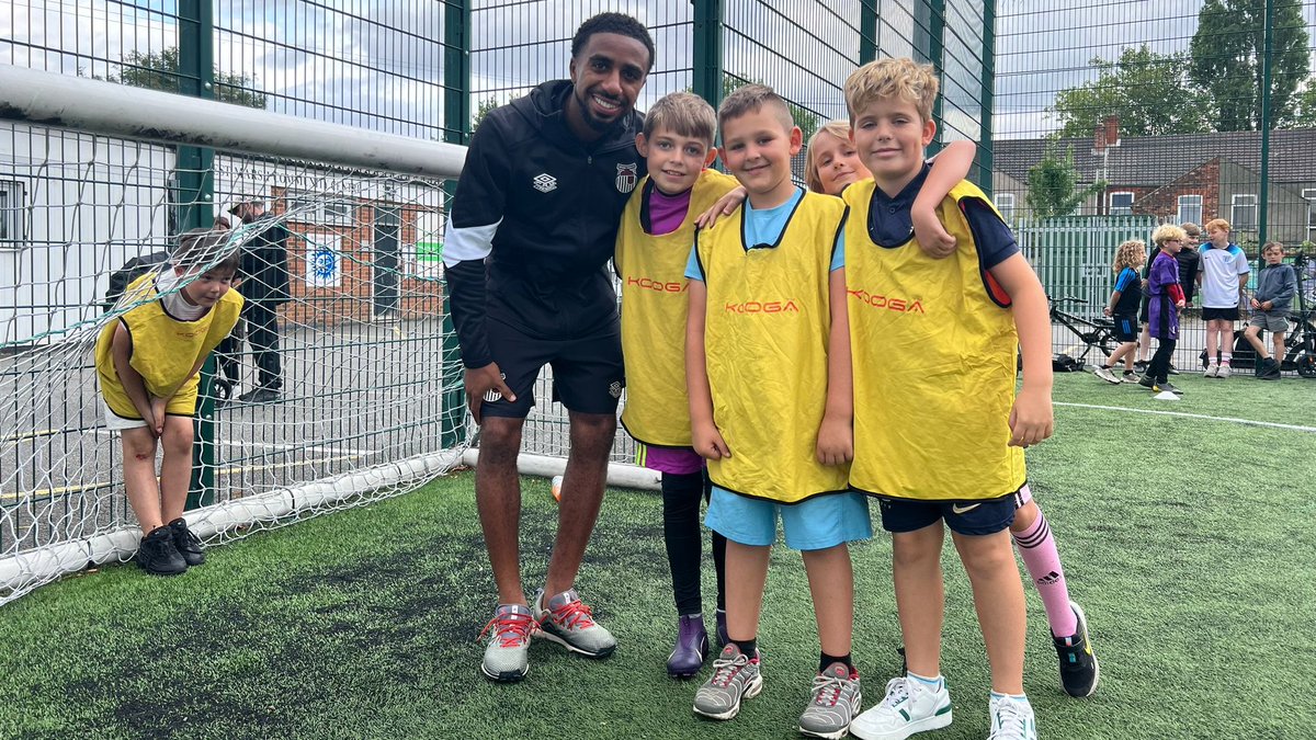 Grimsby Town Foundation (@gt_found) on Twitter photo ⚽️ Ahead of <a href="/officialgtfc/">Grimsby Town F.C.</a>'s season opener at Blundell Park on Saturday, we welcomed multiple players to our evening sessions across the local community!
🤩Questions were asked and football was played, putting smiles on the faces of our participants!
#GTF | #GTFoundation ⚽️ Ahead of <a href="/officialgtfc/">Grimsby Town F.C.</a>'s season opener at Blundell Park on Saturday, we welcomed multiple players to our evening sessions across the local community!
🤩Questions were asked and football was played, putting smiles on the faces of our participants!
#GTF | #GTFoundation
