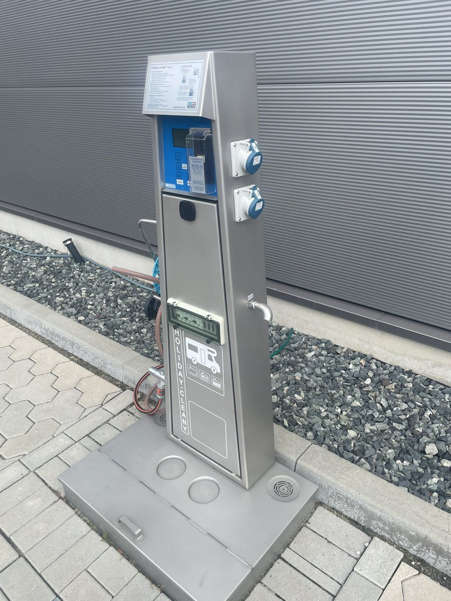 ASEReisemobile's tweet photo. 🚐💧 ALLES FRISCH BEI ASE REISEMOBILE? ABER KLAR!
Während Ihres Besuchs können Sie ganz bequem unsere Ver- und Entsorgungsstation nutzen – für Frischwasser, Abwasser, Fäkalien und Strom.
📍 Direkt bei uns auf dem Gelände.
Wir freuen uns auf Sie!
Ihr ASE Reisemobile-Team https://t.co/sW043lRP6R