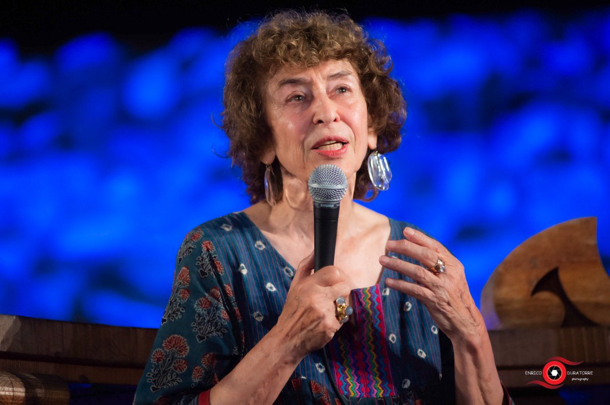 GiCivi's tweet photo. Doppiozero
Azar Nafisi: racconta l'Iran!
Pino Donghi
@azarnafisi
#doppiozero
@adelphiedizioni
https://t.co/h1HDZb1p9D https://t.co/YGxLwSJsU1