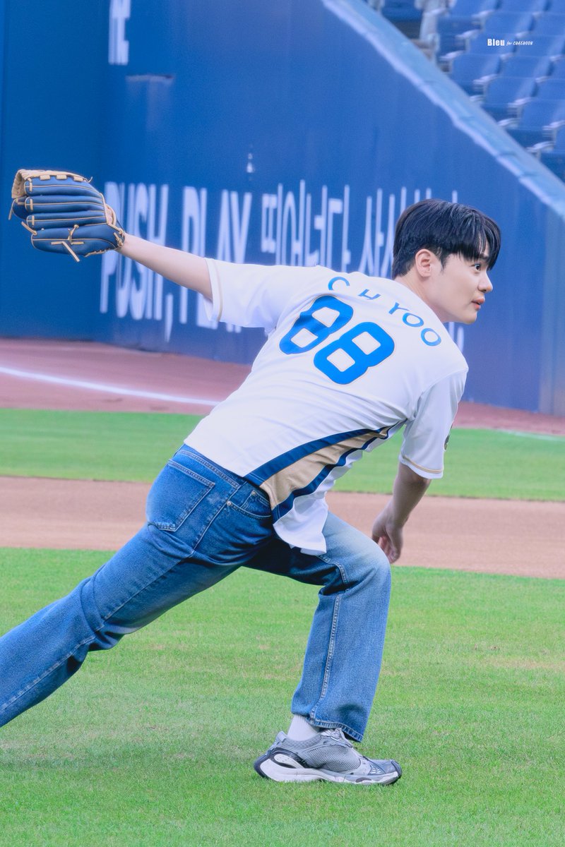 2025.08.03. NC다이노스 승리기원 시구

#유채훈 #라포엠