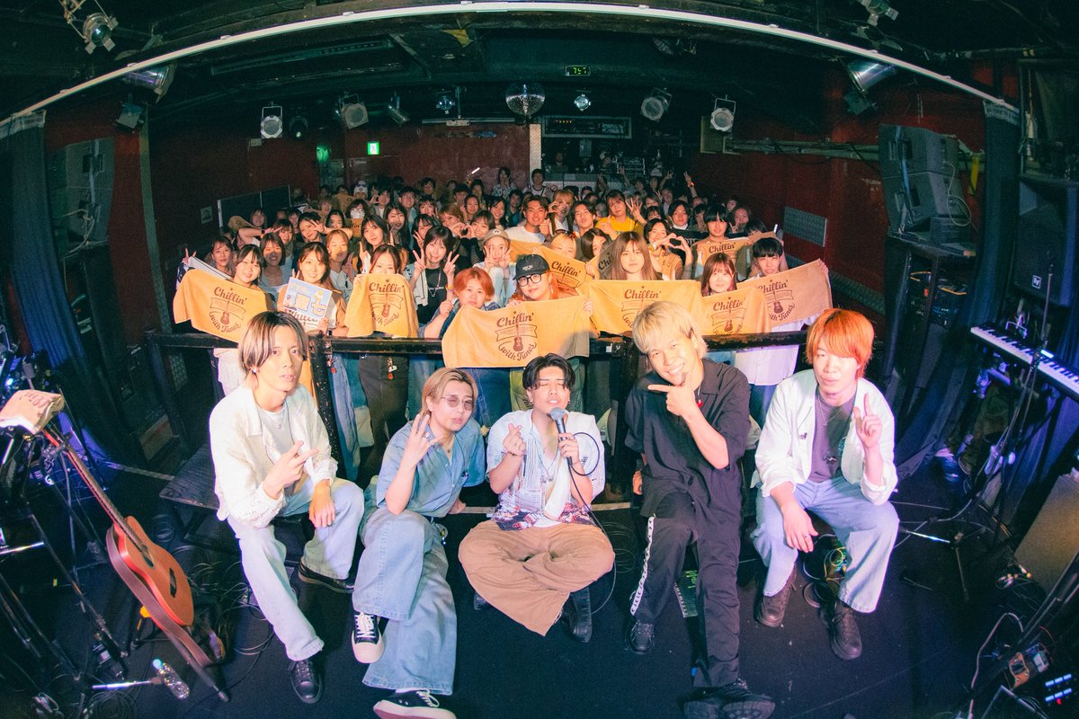 時江 鈴木■ □鈴木其一 華麗な琳派のスタイルを継承しつつも、その枠に留まらない