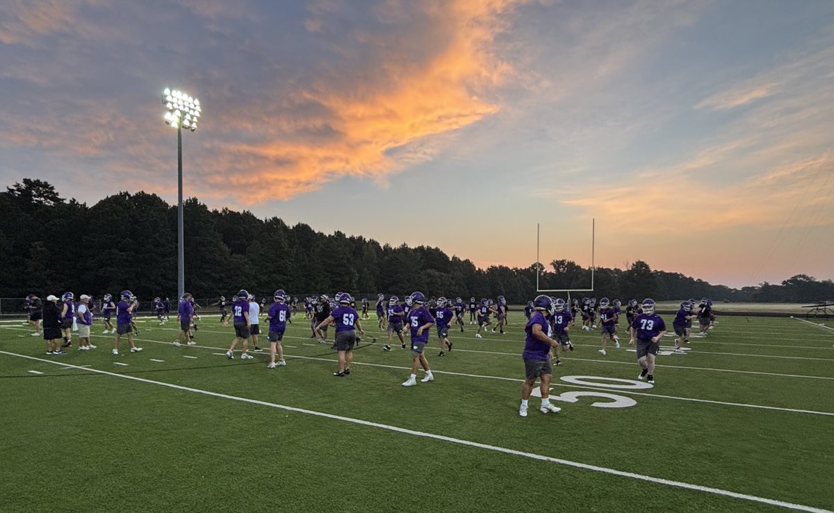 Victor Tuttle (@victortuttle) on Twitter photo First day of Hallsville 2025-26 Season <a href="/hvillebobcat/">Hallsville Athletics</a> <a href="/HvilleTXBobcats/">Hallsville Bobcat Football</a> First day of Hallsville 2025-26 Season <a href="/hvillebobcat/">Hallsville Athletics</a> <a href="/HvilleTXBobcats/">Hallsville Bobcat Football</a>