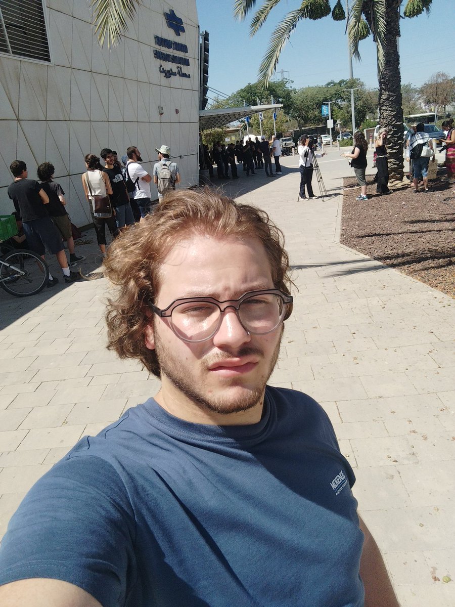 צועדים לעזה לשבור את המצור.
45 דקות הליכה עד לגבול.

לא עומדים מנגד, עוצרים את ההשמדה.