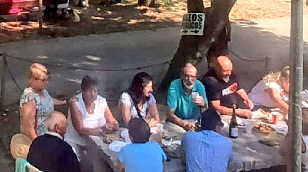 bngvigo's tweet photo. O noso concelleiro Filipe Abalde asistiu á Festa do Monte de #Beade e mais ao pregón das Festas de #Matamá.