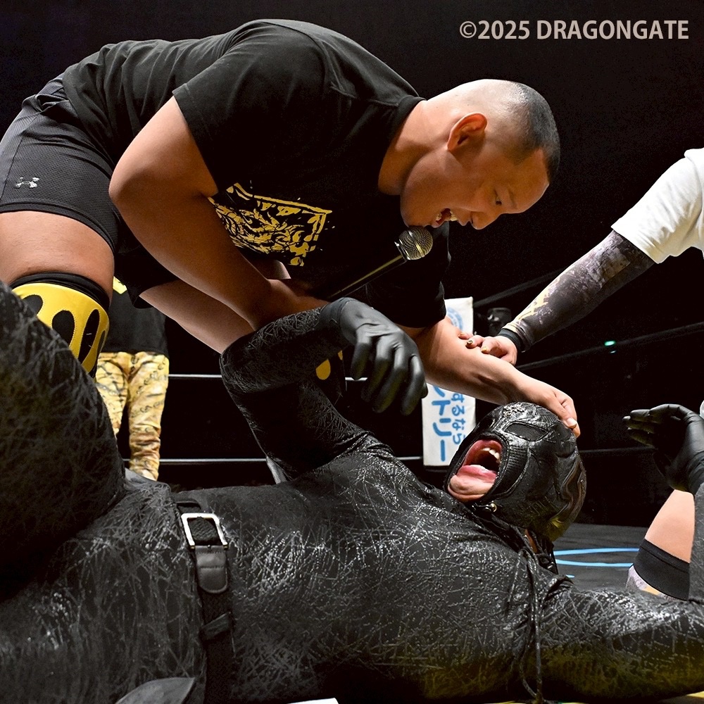 菊田に対して怒りの感情なんか無いんだよなあ。やり返したいとか、潰したいとか、そんな感情も無い。

ただ言えることは、菊田の行った行動はお天道様は見てて、必ずバチが当たるよ~ってこと。

その天罰を観られるのが8月17日大田区総合体育館な訳で、同日の同じ東京で行われるG1 CLIMAX