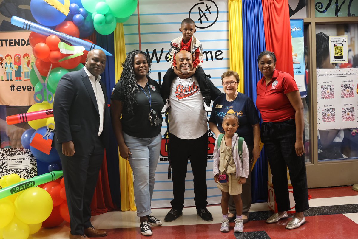 We had an absolute blast during our visit to Usher-Collier Elementary School! It was thrilling to see the students' beaming smiles and contagious excitement as they walked into the building for the first day of school. What an unforgettable experience! 🎉 #AtlantaPublicSchools