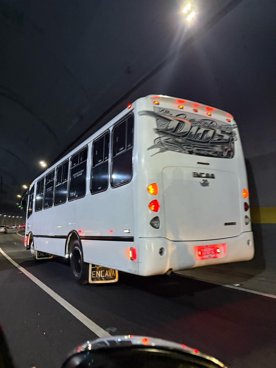 #GMA 
Túnel de Turumo
Sentido Caracas 
Canal Lento
Encava Accidentada 

Motivo del Retraso a la hora.

07:54hrs