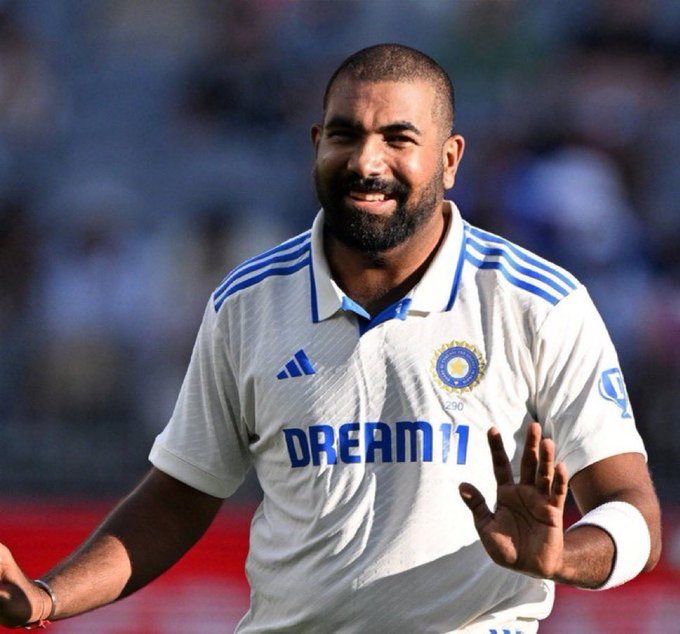 Aur ek ye hai....
Yaha 2 match nhi khela guess what dono india jeet gyi.....