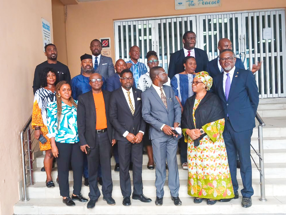 Strengthening Bonds, Driving Continuity 🤝

Pictures from the Director General/CEO of CIoD Nigeria, Dr. Taiwo Nolas-Alausa, alongside the immediate past DG/CEO, Mr. Dele Alimi, F.CIoD. paid a courtesy visit to the CIoD Nigeria zonal offices: Abuja, Port Harcourt and Abeokuta.