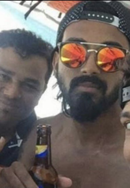 Ritesh Kumar (@riteshthakur92) on Twitter photo nasedi , drug addicted #KLRahul is the most sameless and idoit person in indian cricket team
#INDvsEND
<a href="/Kunal_KLR/">Kunal Yadav</a> nasedi , drug addicted #KLRahul is the most sameless and idoit person in indian cricket team
#INDvsEND
<a href="/Kunal_KLR/">Kunal Yadav</a>