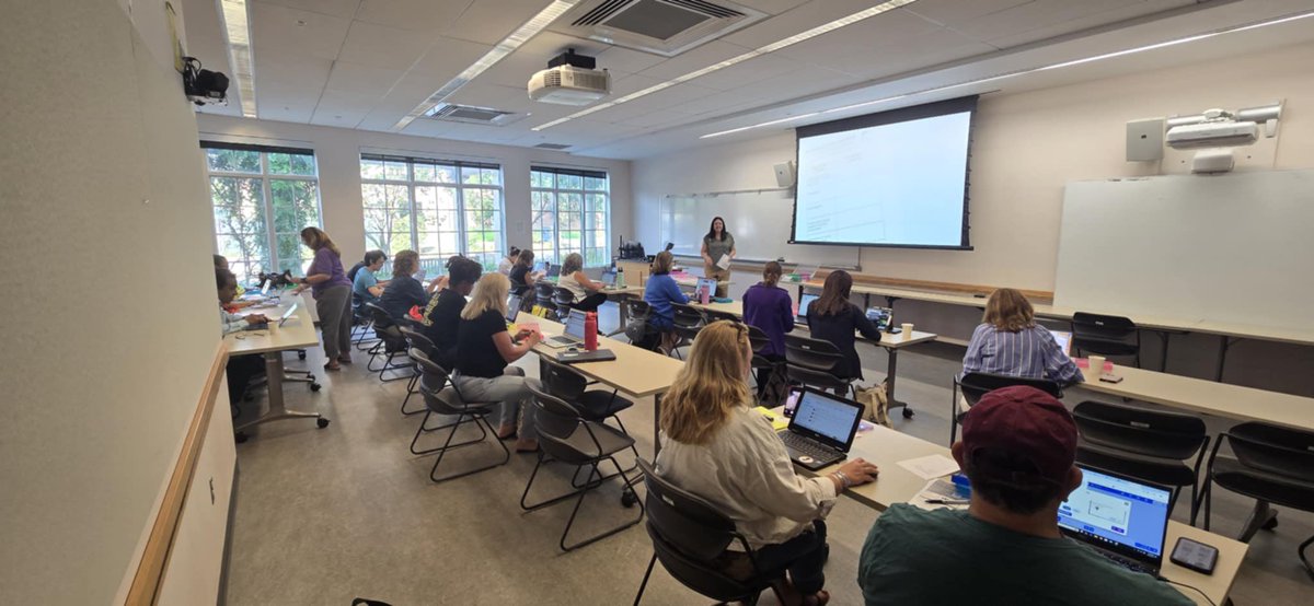 CSTANewJersey's tweet image. Amazing learning happening here at CSPD WEEK! @csteachersorg #CompSciNJ #CSPDWeek2025