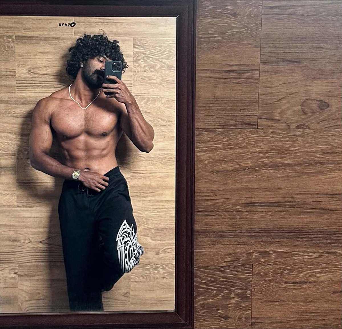 Ayollar bilan turk pornosini tomosha qiling