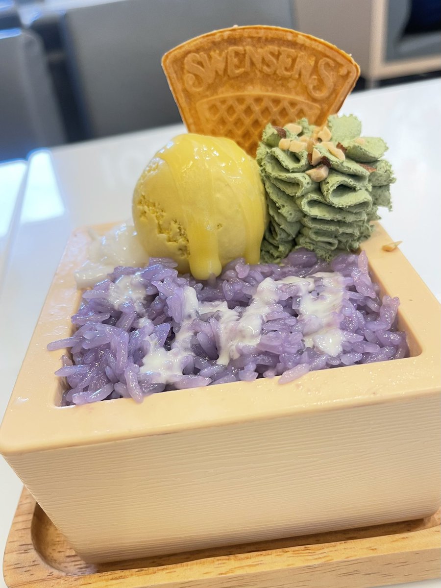 กินคู่หรือกินเดียว ไม่มีอะไรต่าง เพราะอร่อยทุกคำ 😁 #ปัตตานี swensen