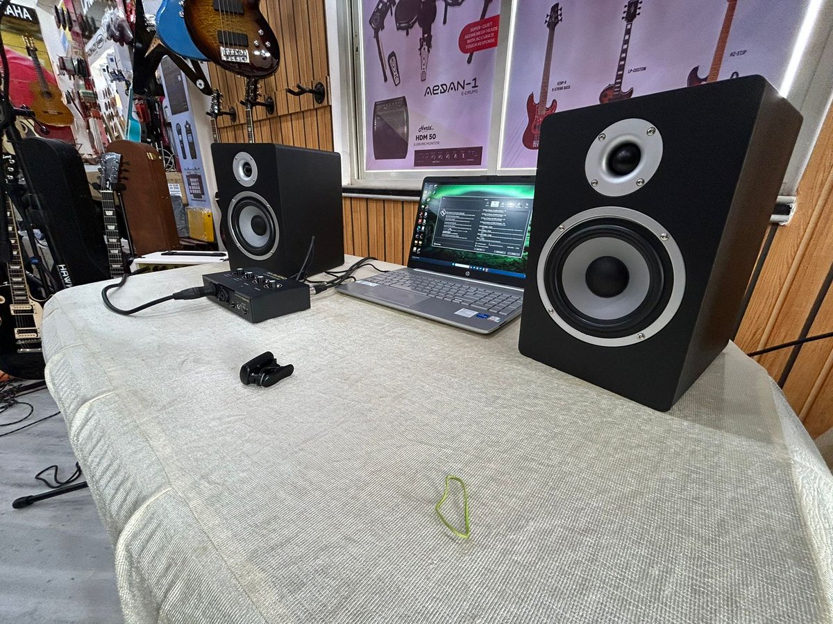 HawkProducts's tweet image. Sneak Peak - A Demo In Association with Rhythmz is going on today at Ashok Nagar, Sherpur Kalibari More, West Bengal.

#proaudio #hawkproducts #hawktotalmusicsolution