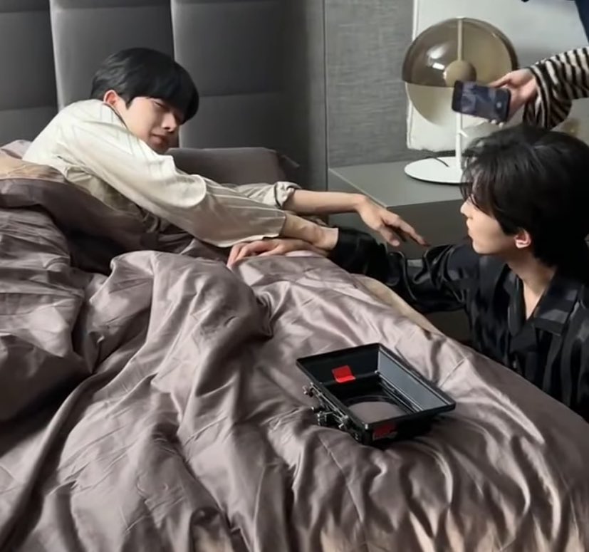 AprilMint's tweet image. 아니 킹받아요 🫩🫩🫩🫩 #HuaSheng #XingJie