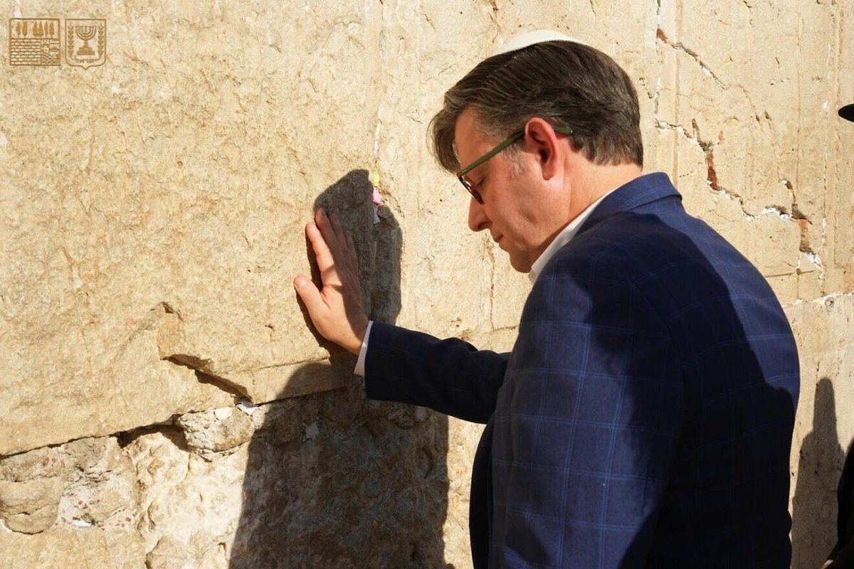 RJC (@rjc) on Twitter photo Thank you for your leadership and moral clarity, <a href="/SpeakerJohnson/">Speaker Mike Johnson</a>.
You are a true friend of the Jewish people. Thank you for your leadership and moral clarity, <a href="/SpeakerJohnson/">Speaker Mike Johnson</a>.
You are a true friend of the Jewish people.
