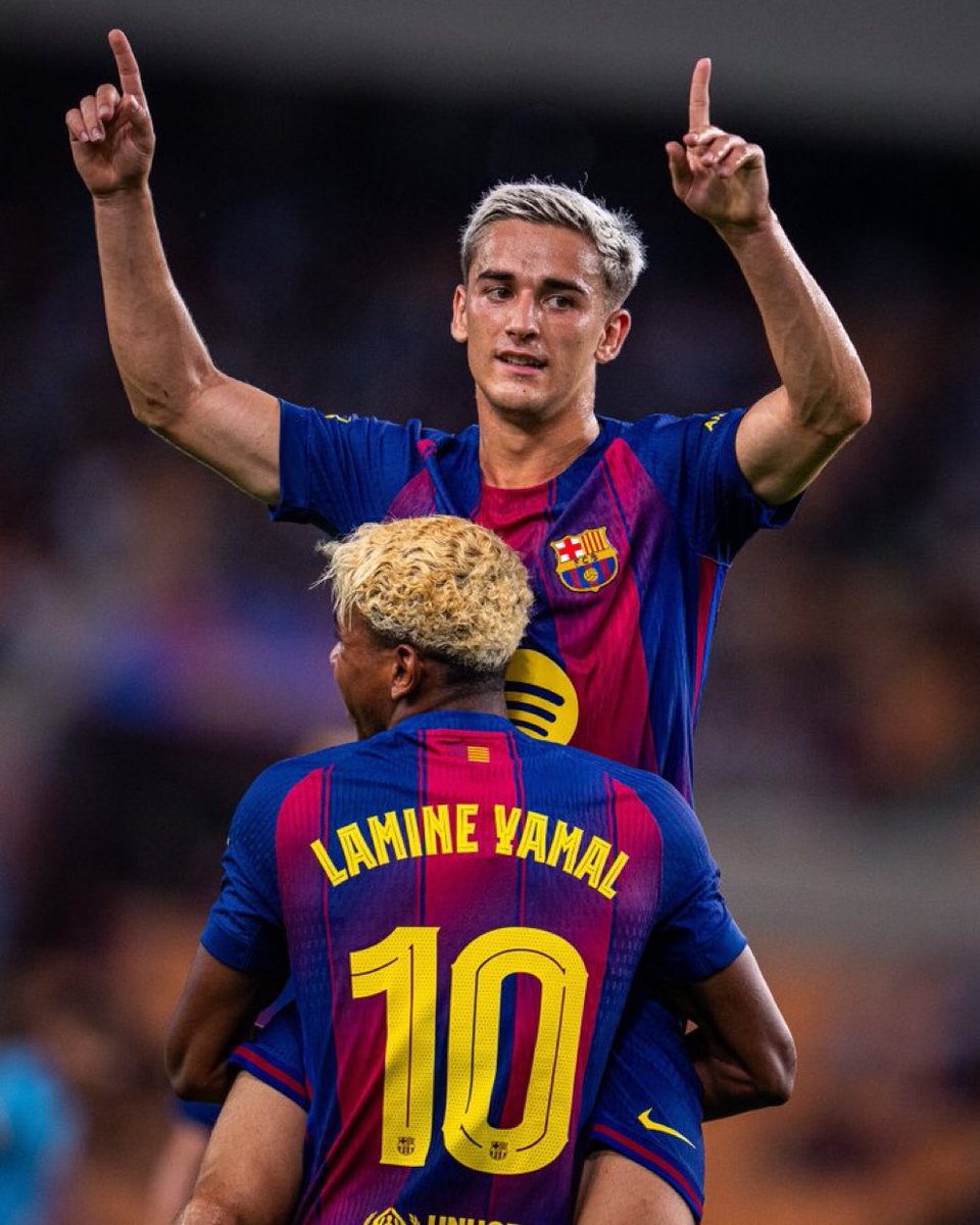 La mejor noticia de esta gira asiática es ver a Gavi totalmente recuperado y demostrando lo que siempre ha sido...

UN CRACK.