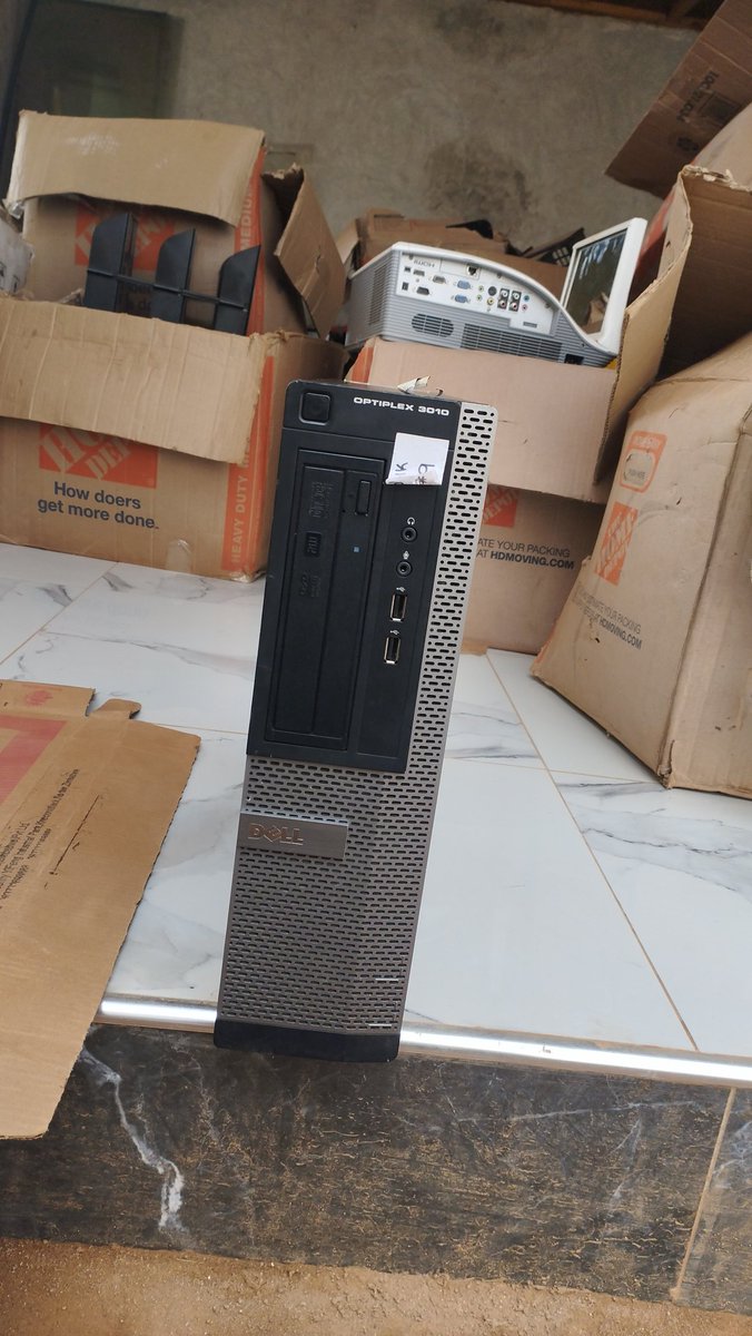 clinicaldrizzy's tweet photo. Dell Box and Hp box.. (whatever you want)(i3,i5,i7)
Monitors 17, 19, 20, 22, 24, 26, 27, 29 inch available
Stands available too(Hp, Acer, Dell, Lenovo)
Harddrive 500GB, 1TB, 2TB, 4TB.

+265994070808 halla if you want https://t.co/4ssDqSUA9g