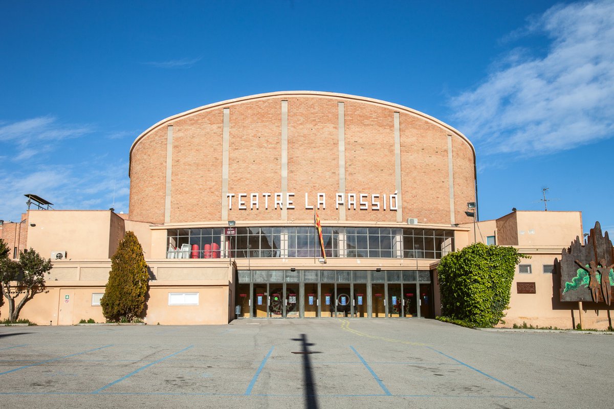 ▶ CULTURA | Es lliura un document amb signatures al patronat de La Passió 

👉 Al text es demana l’aturada de la supressió del format tradicional i obrir un debat sobre el seu futur, arran dels canvis anunciats l'1 de juliol a l'assemblea ordinària.

📻tuit.cat/9sle8