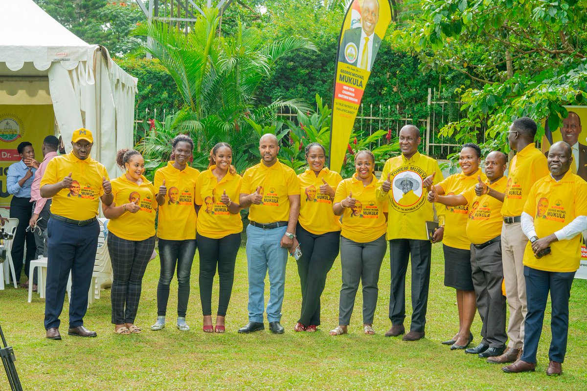 From Eastern to Western Uganda, Cpt <a href="/Mukulaa/">Mukula</a>'s message of unity and transformation is resonating. His political maturity and national appeal are winning hearts everywhere.
#Mukula4CEC