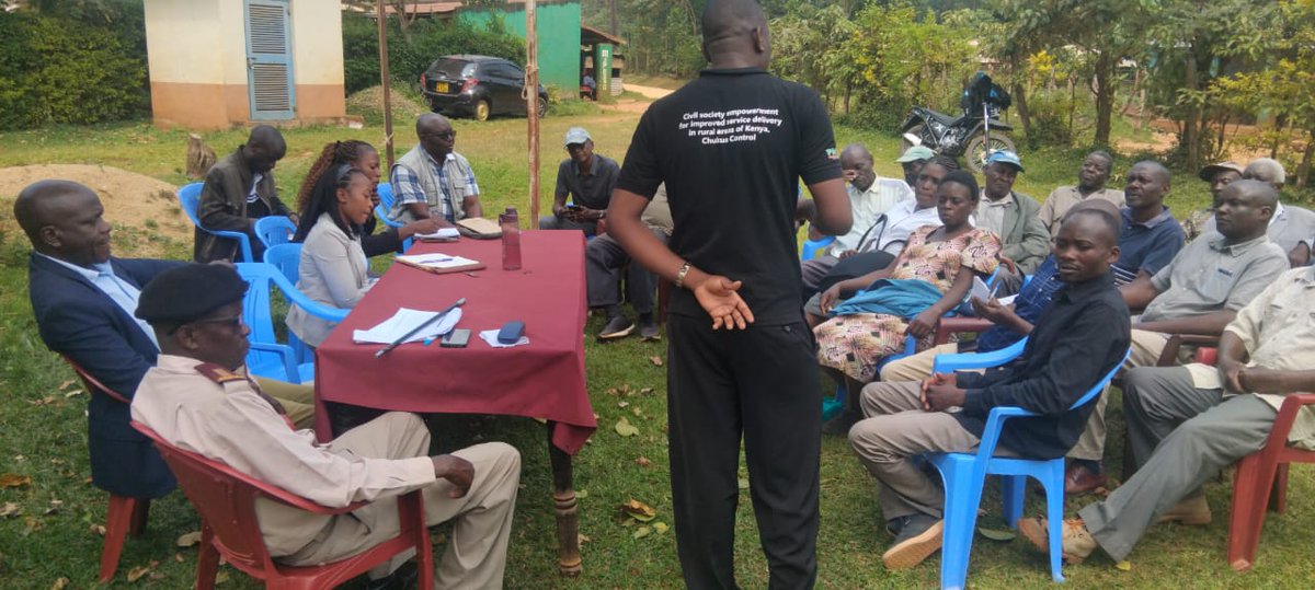 EstherNyonje's tweet image. Joined Lyaduywa/Izava Farmer&apos;s SACCO in sensitizing common interest &amp;amp; vulnerable &amp;amp; marginalized groups on maximizing benefits from NAVCDP matching grants

Open to sector partnerships to boost such initiatives
#NAVCDP
#SACCOS
