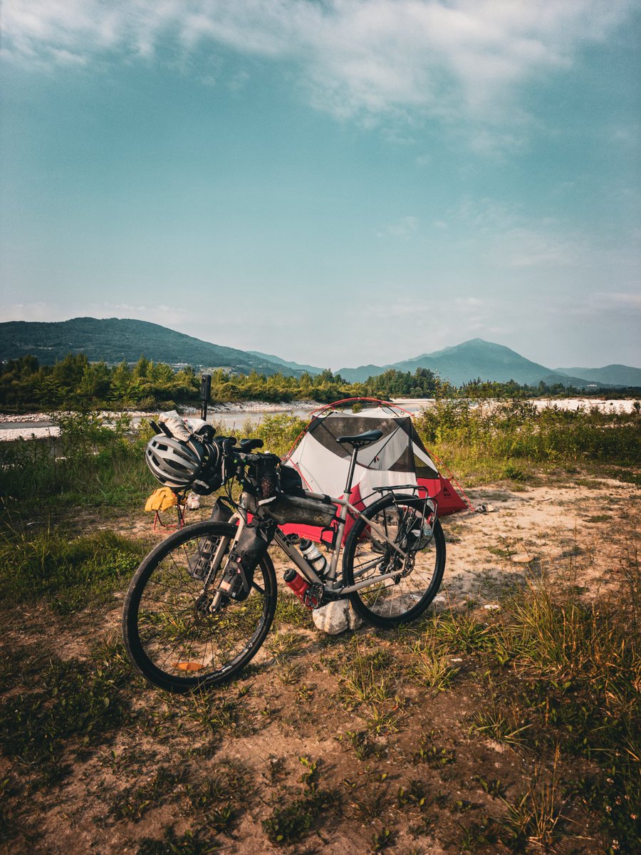 Tomás Mac an t-Saoir tweet media